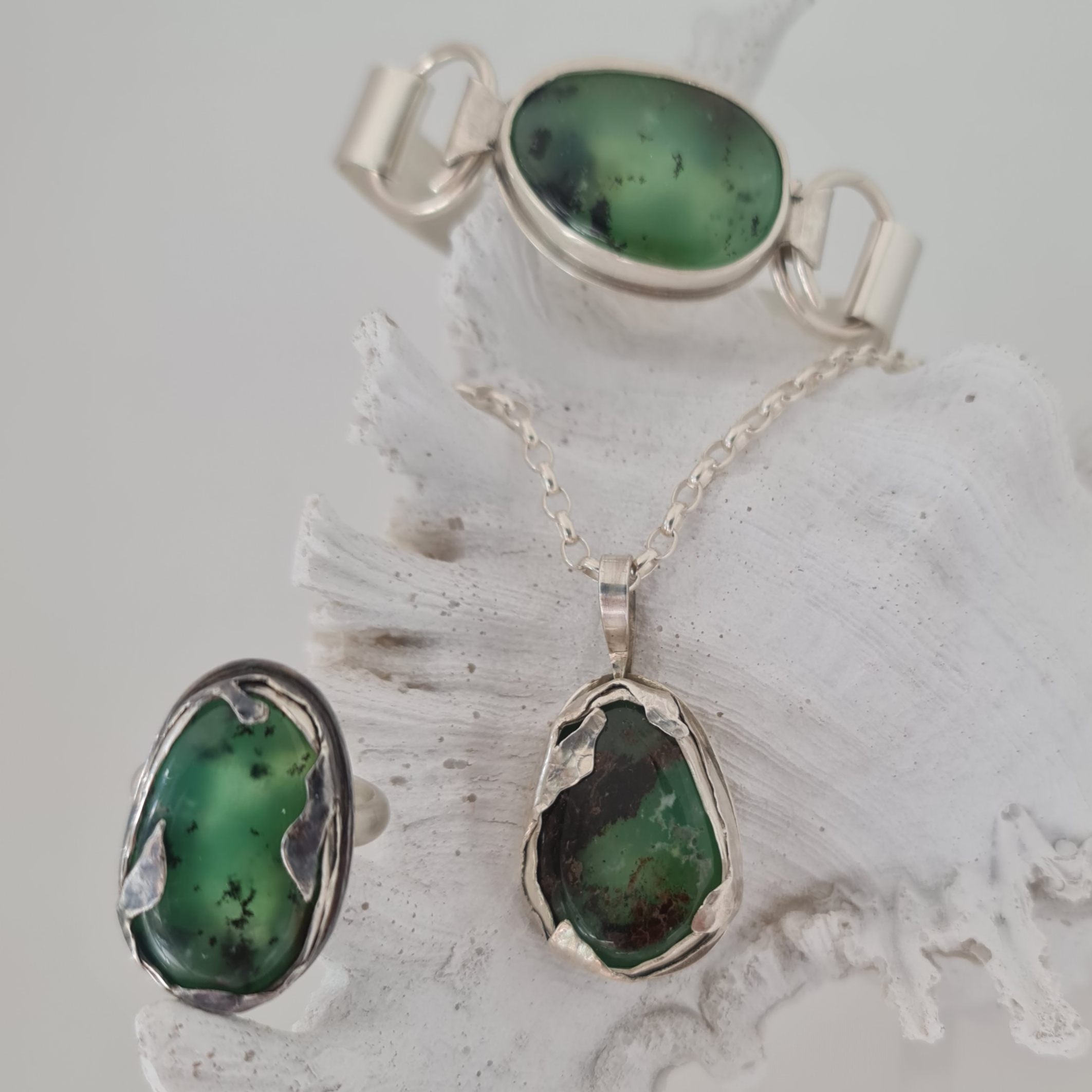 NZ Jeweller, NZ Jeweler, Sterling Silver Bracelet, Bracelet, Swanson Jeweller, Swanson Jeweler, chrysoprase stone bracelet, chrysoprase jewellery, chrysoprase jewelry, bespoke jewellery, bespoke jewelry, chrysoprase jewellery set, chrysoprase ring, chrysoprase necklace, chrysoprase set in sterling silver