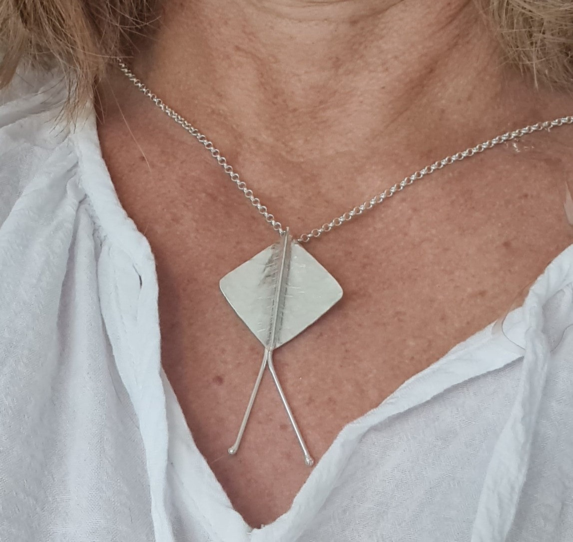 NZ Jeweller, NZ Jeweler, Sterling Silver Necklace, Necklace, Swanson Jeweller, Swanson Jeweler, stingray necklace, stingray jewellery, stingray jewelry, bespoke jewellery, bespoke jewelry