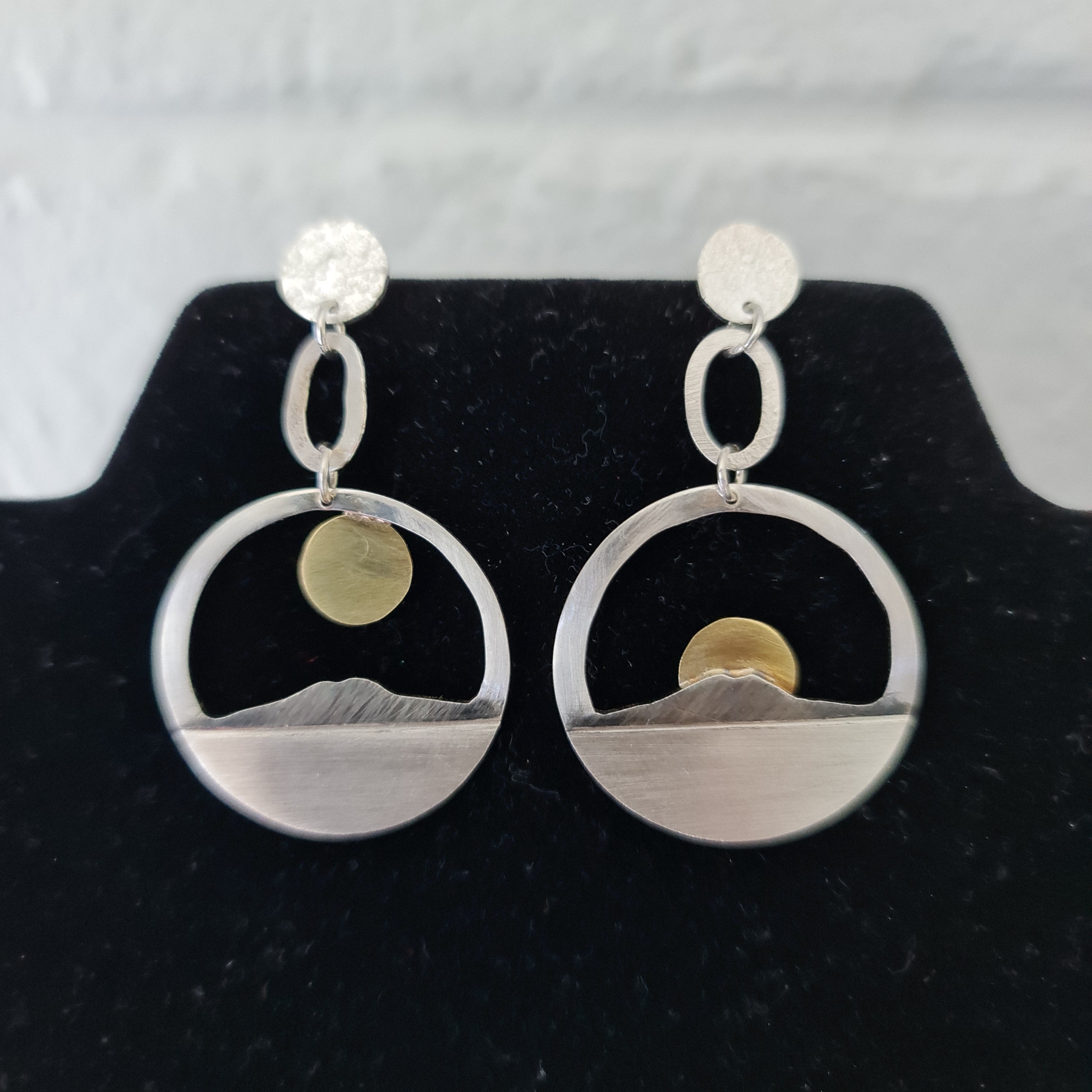 nzartist, creativity, nzjeweller, creativejourney, beachinspiration, islandvibes, reconnectnzcreativestudio, newzealandislands, sterlingsilver925, Earring, swansonjeweller, aucklandjeweller, rangitotoisland